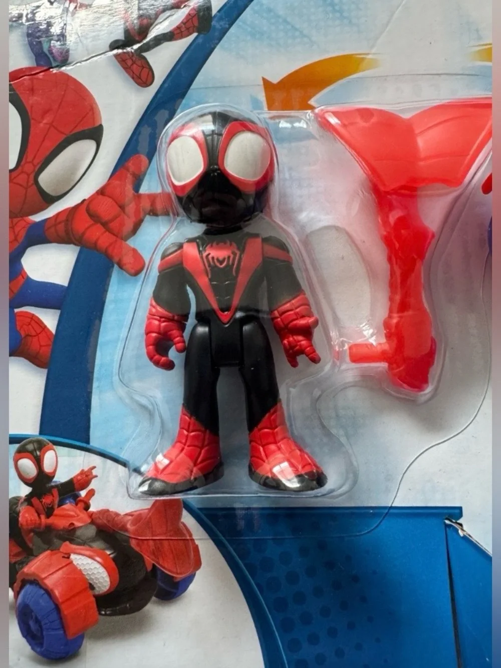 NIB Hasbro Marvel Spidey & His Amazing Friends Techno-Racer Vehicle Set